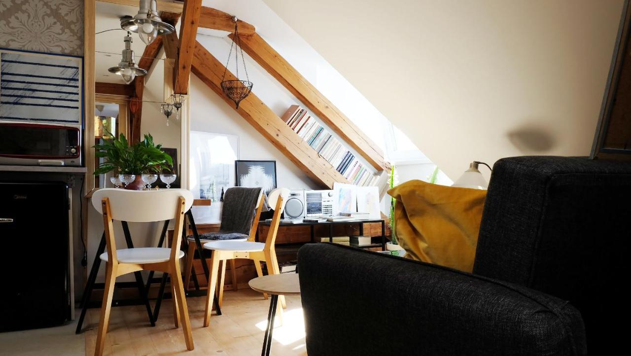 Studio Blizko Centra, Zilinska 20 Братислава Екстериор снимка